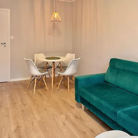 Apartament Przy Atrium, Stacja Metra Rondo Onz Warsaw Exterior photo