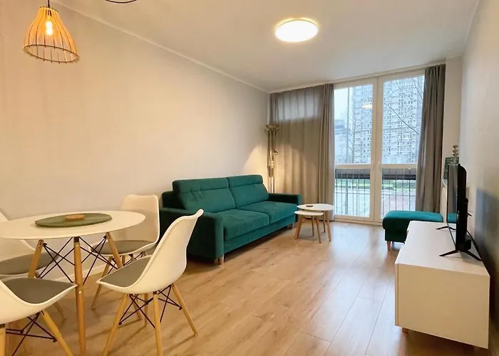 Apartament Przy Atrium, Stacja Metra Rondo Onz
