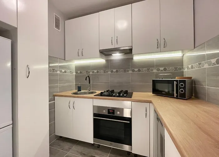 Apartament Przy Atrium, Stacja Metra Rondo Onz